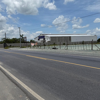 Se vende manzana comercial en kilometro 240 Ruta al Atlántico 